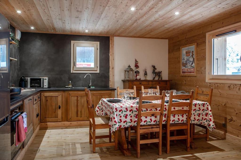 Charmant Appartement Dans Chalet, Coeur De Megève Kültér fotó